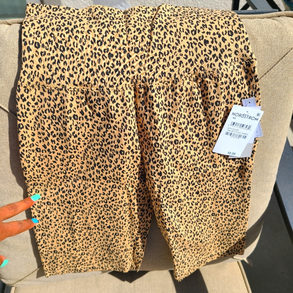 Animal print Shorts Nordstrom Xsmall Cute